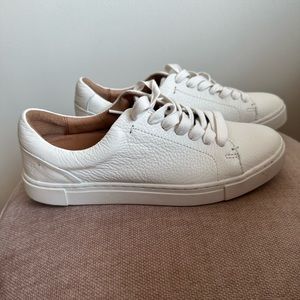 NWOT Frye Low Lace White Sneakers - 6.5